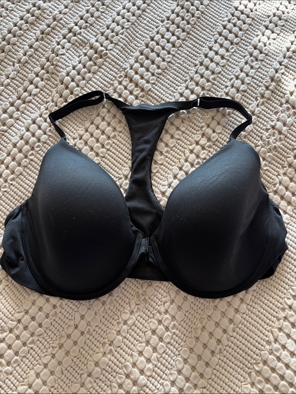 Victoria’s Secret Black Racerback Front closure Bra. 40D